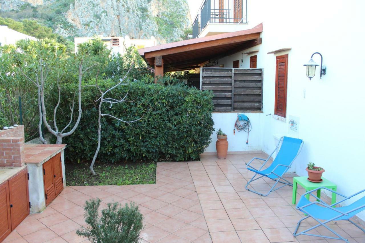 Villetta Con Giardino Mandarino Macari Exterior photo